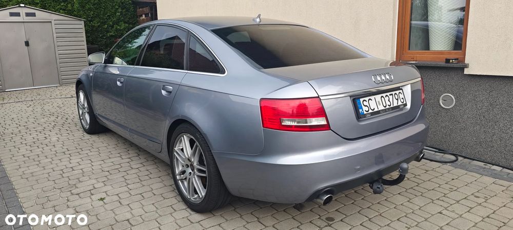 Audi A6 Limousine 2.4 - 6