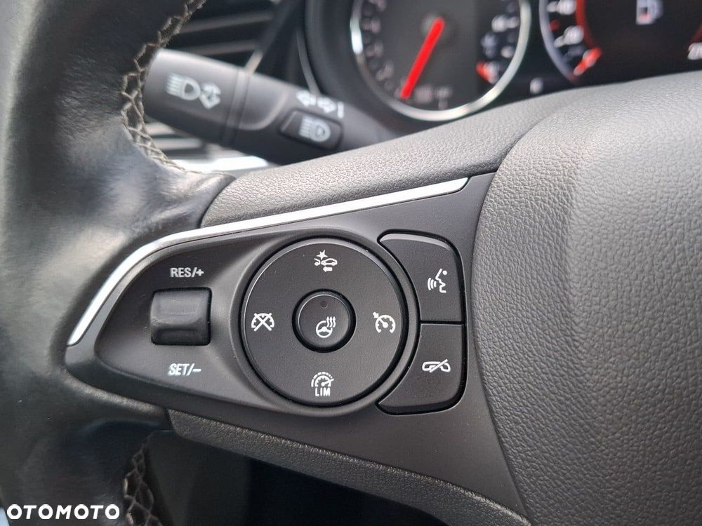 Opel Insignia 1.5 T GPF Elite S&S - 28