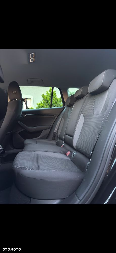 Skoda Octavia 2.0 TDI Style DSG - 23