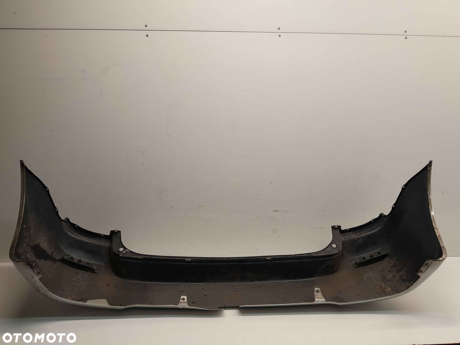 ^ ZDERZAK TYŁ TYLNY TOYOTA COROLLA VERSO 1C0 SREBRNY - 5