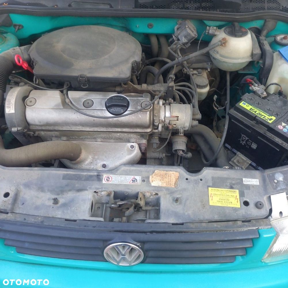 Volkswagen Polo 1995 photo 5
