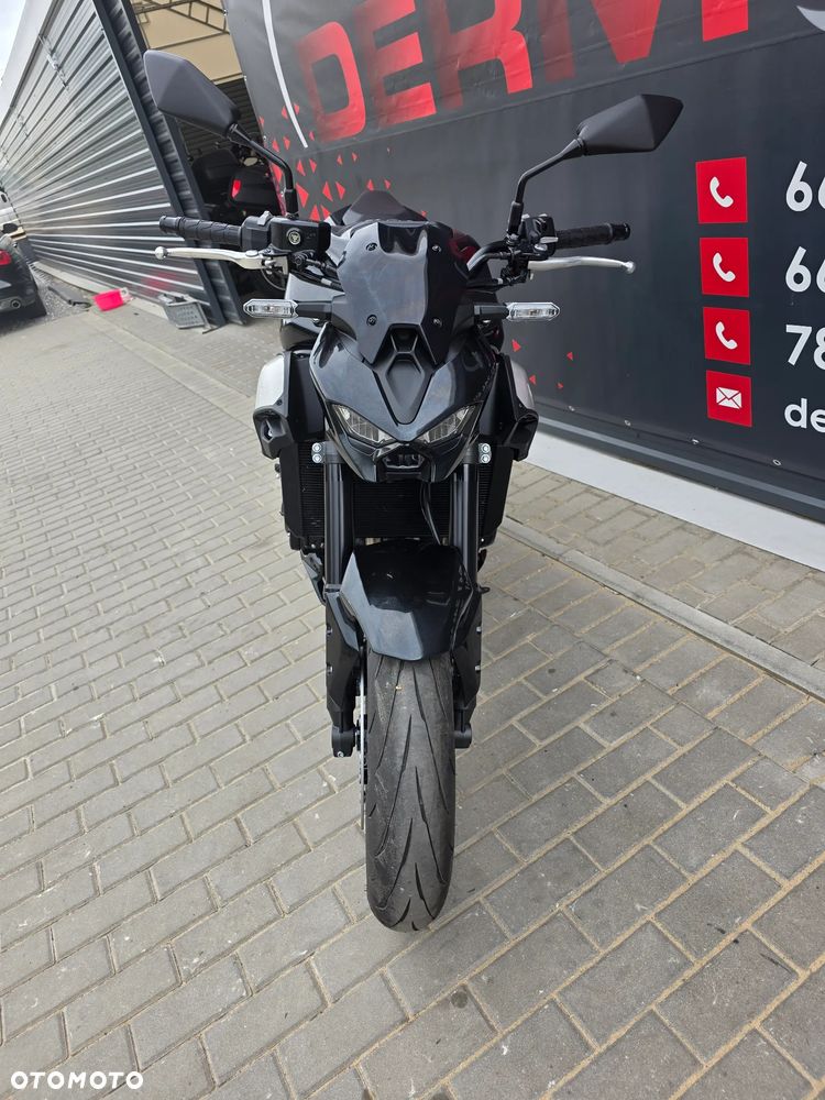 Kawasaki Z 900 - 19