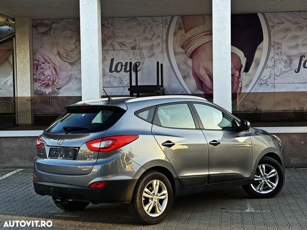 Hyundai ix35 2.0 CRDI 4WD Automatik Premium - 4