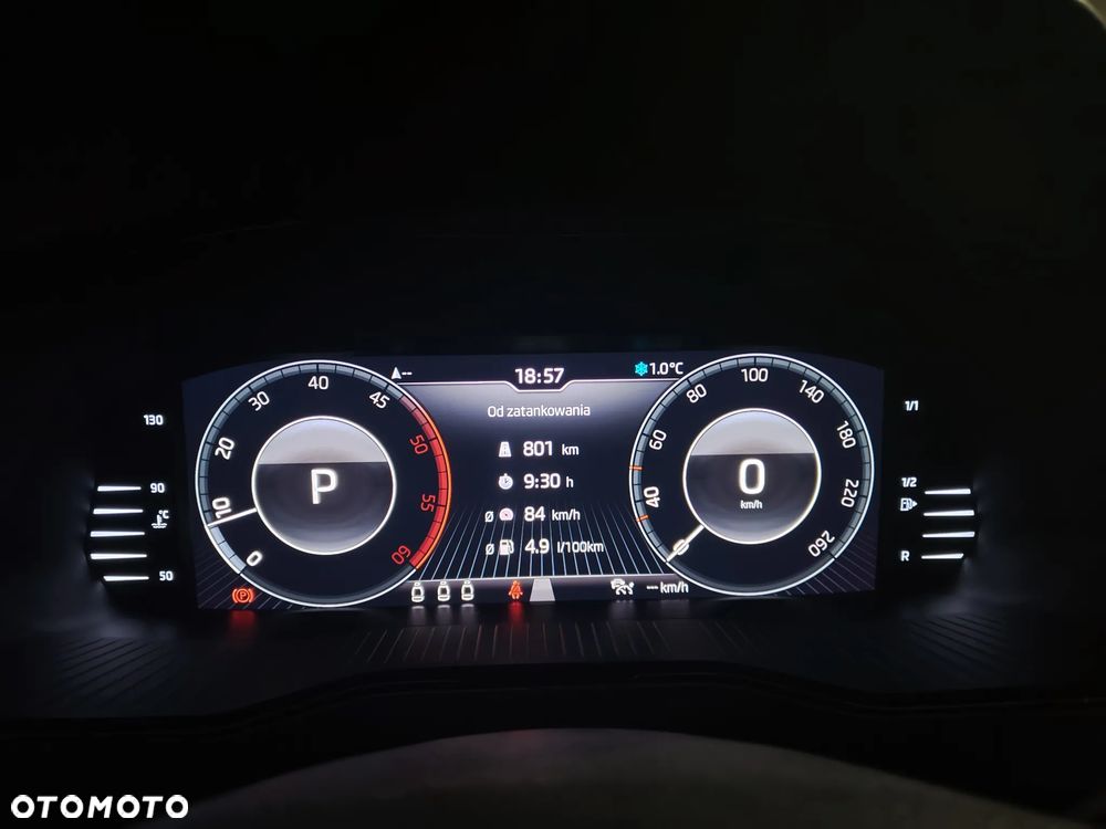 Skoda Superb 2.0 TDI SCR Sportline DSG - 33