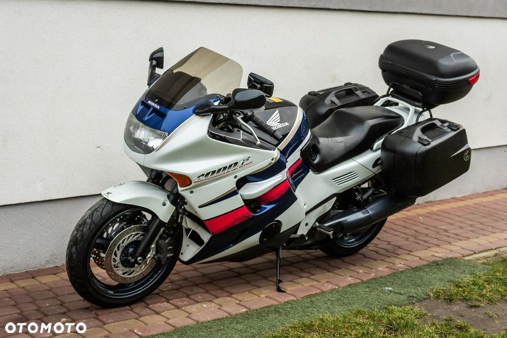 Honda CBR - 6