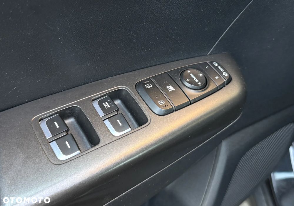 Kia Sportage 2.0 CRDI 4WD Vision - 37