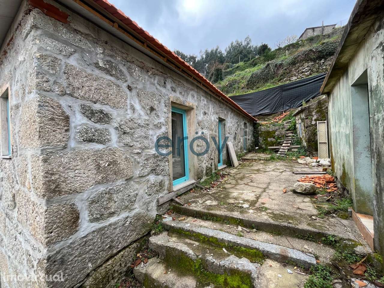 Moradia para Reabilitação com Terreno e Vista Panorâmica - Grande imagem: 3/36