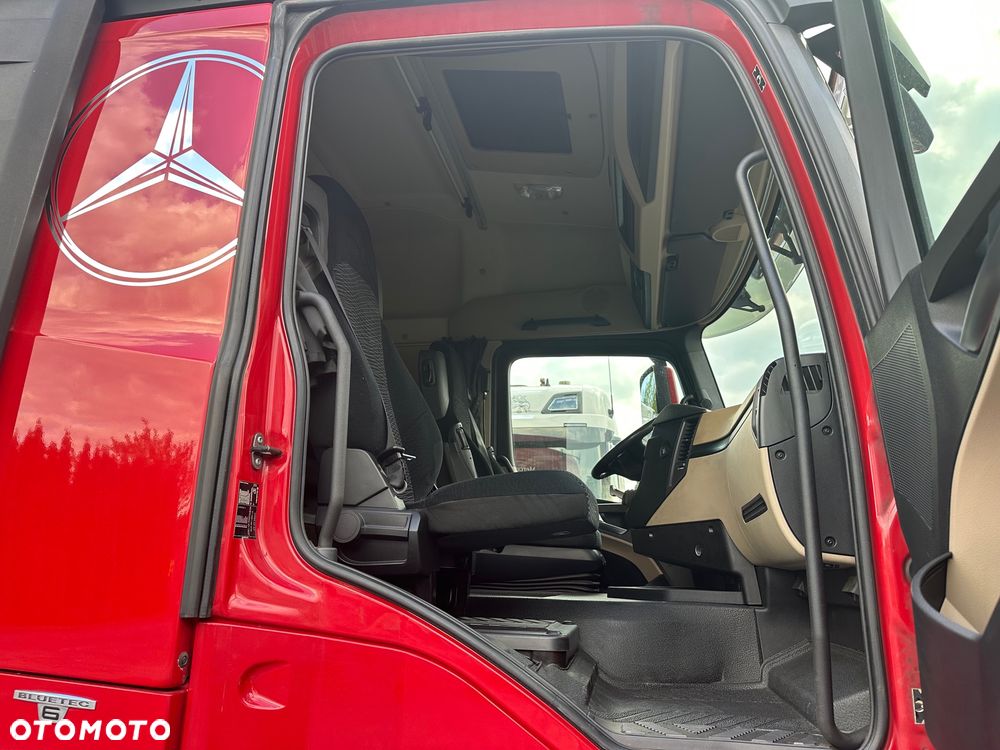 Mercedes-Benz / ACTROS / 1832 / MEGA / BDF / 159 000 tys.km. / - 31