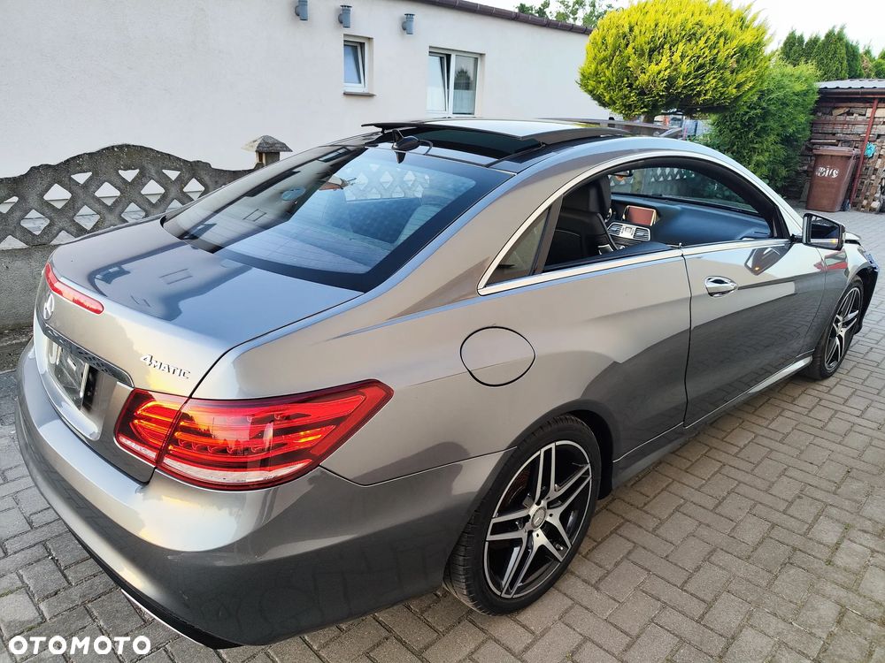 Mercedes-Benz Klasa E 400 4Matic 9G-TRONIC AMG Line - 12