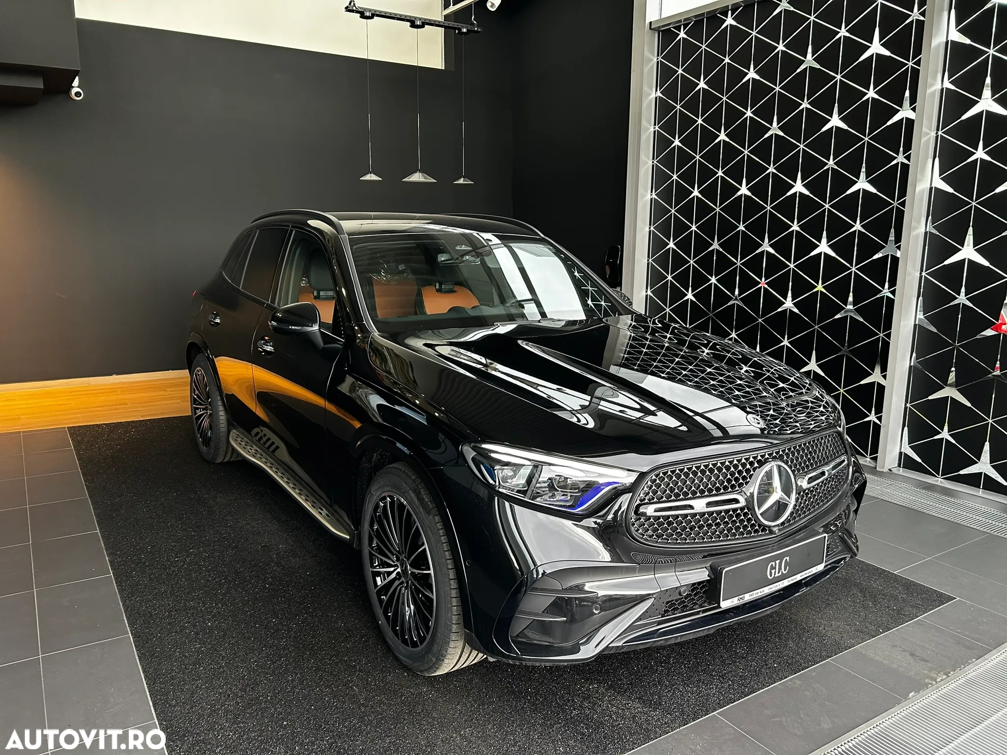 Mercedes-Benz GLC 300 4Matic 9G-TRONIC AMG Line Advanced - 2