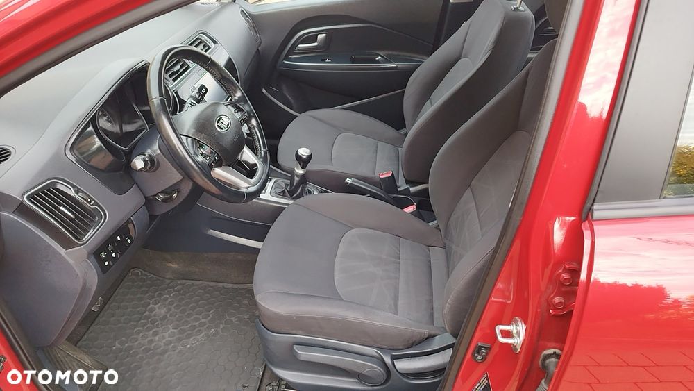 Kia Rio - 6