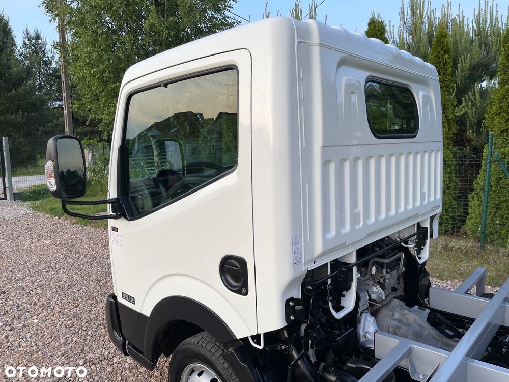 Nissan Cabstar - 30