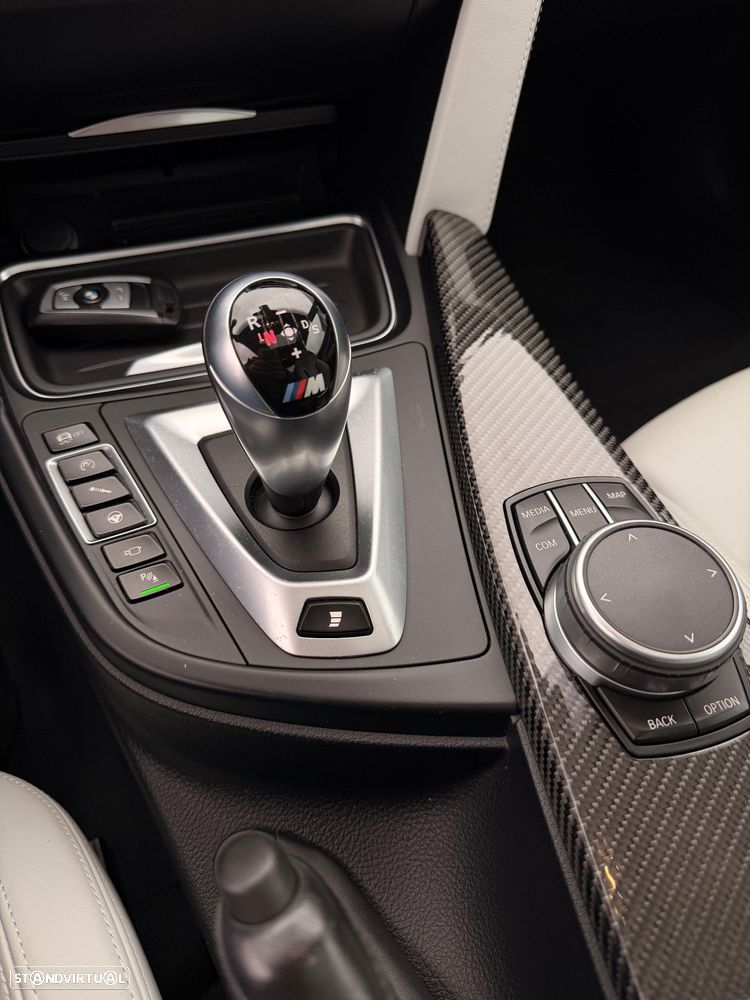 Mercedes-Benz AMG GT S Speedshift 7G-DCT - 40