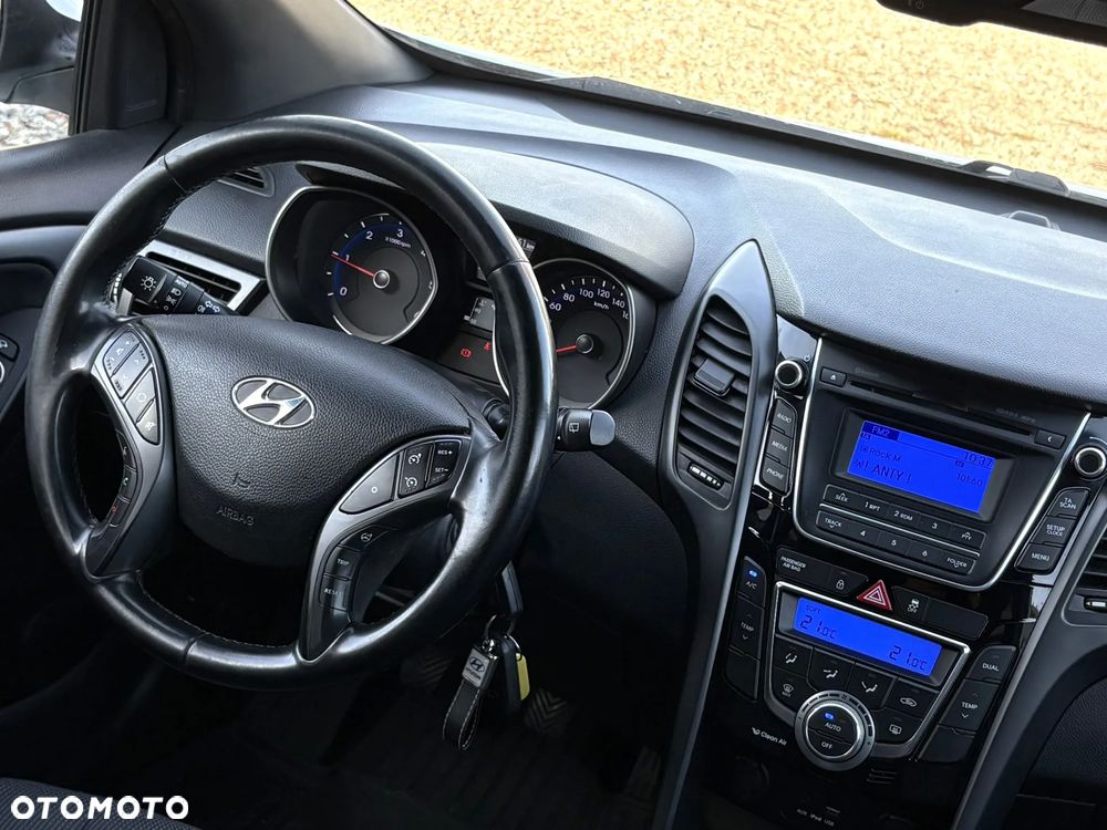 Hyundai i30 1.6 CRDi Comfort - 14