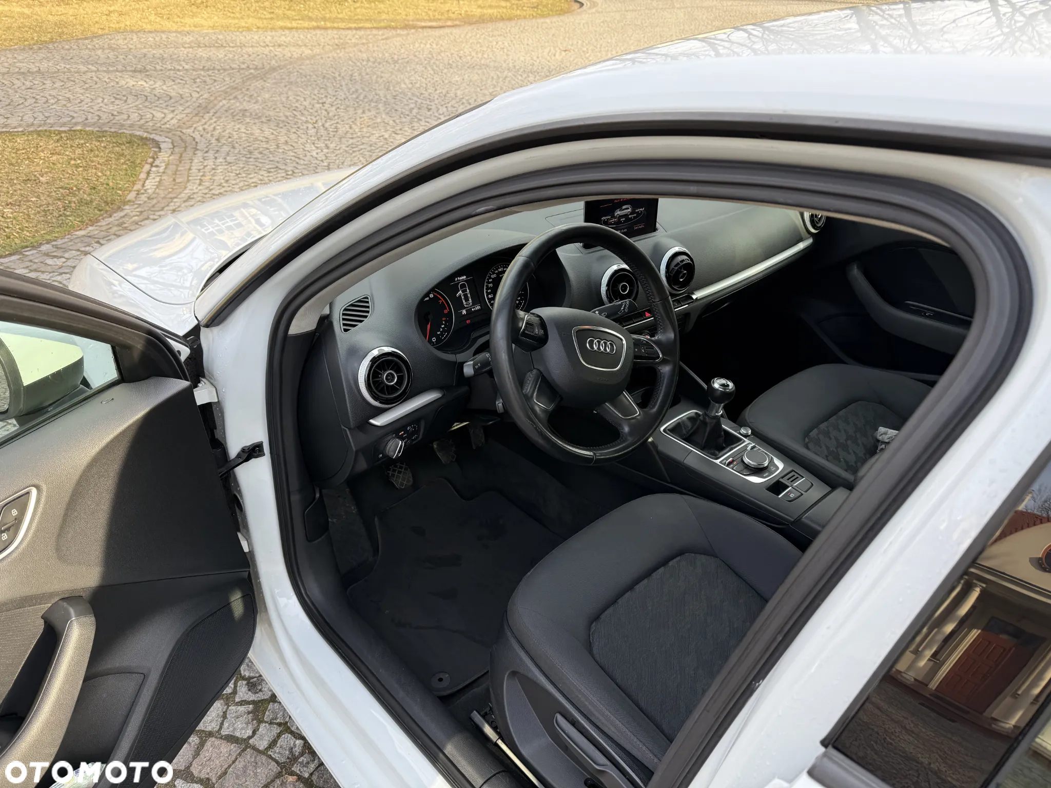 Audi A3 1.4 TFSI cylinder on demand Sportback Attraction - 11