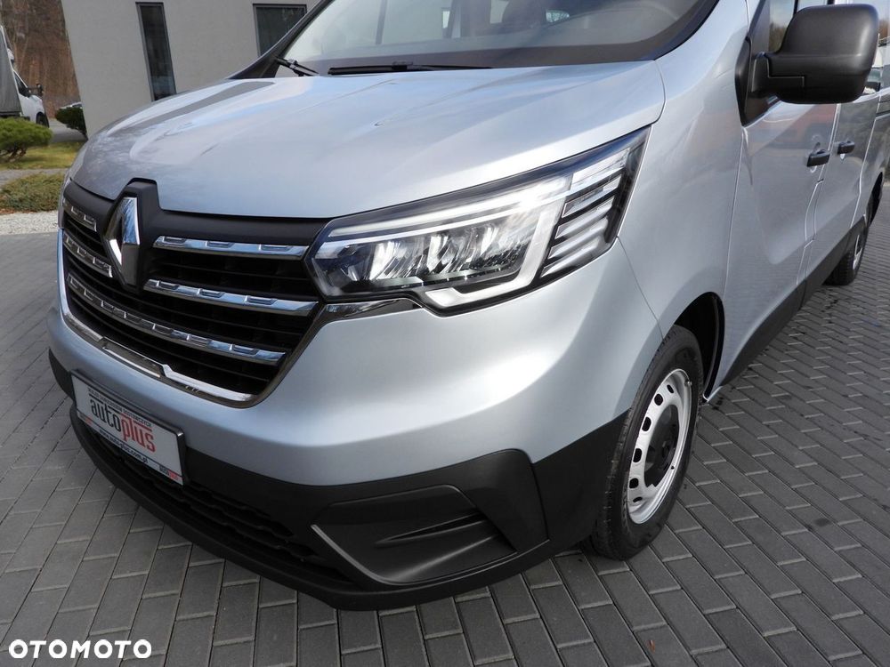 Renault TRAFIC FURGON BRYGADÓWKA 6 MIEJSC TEMPOMAT NAWIGACJA LEDY KLIMATYZACJA  130KM - 20