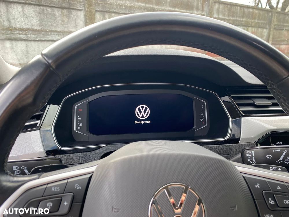 Volkswagen Passat - 21