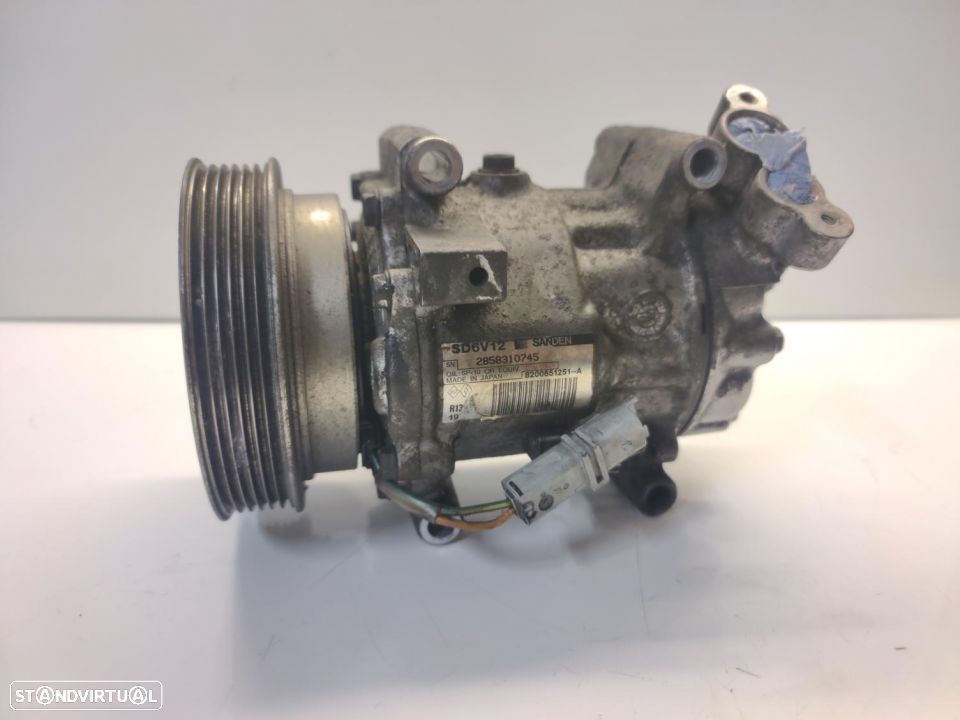 Compressor Ar Condicionado Renault Clio III   8200651251 - 2