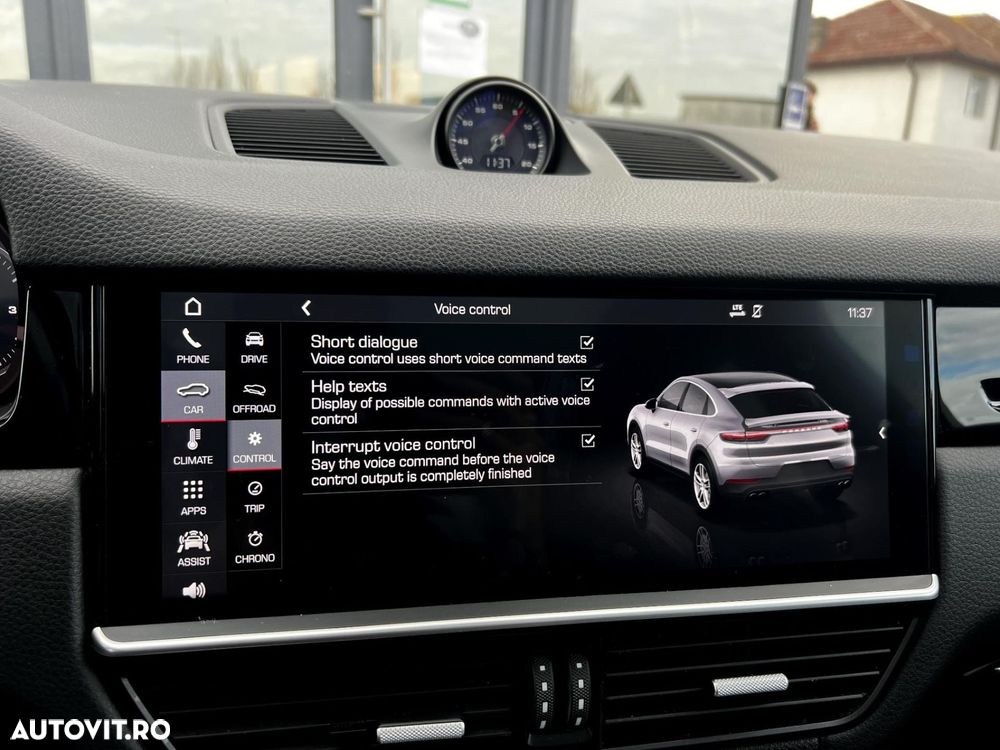 Porsche Cayenne - 32