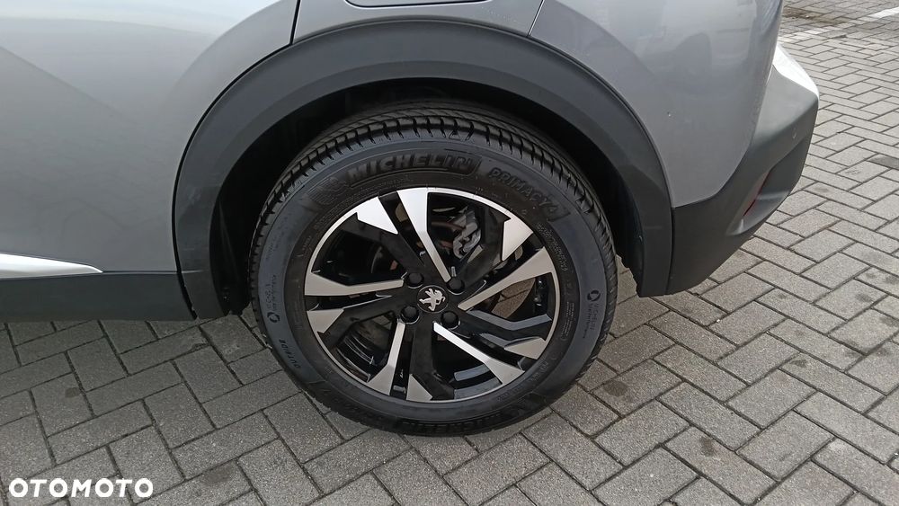 Peugeot 2008 1.5 BlueHDi Allure Pack S&S EAT8 - 22