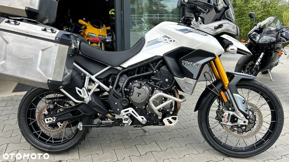 Triumph Tiger - 5