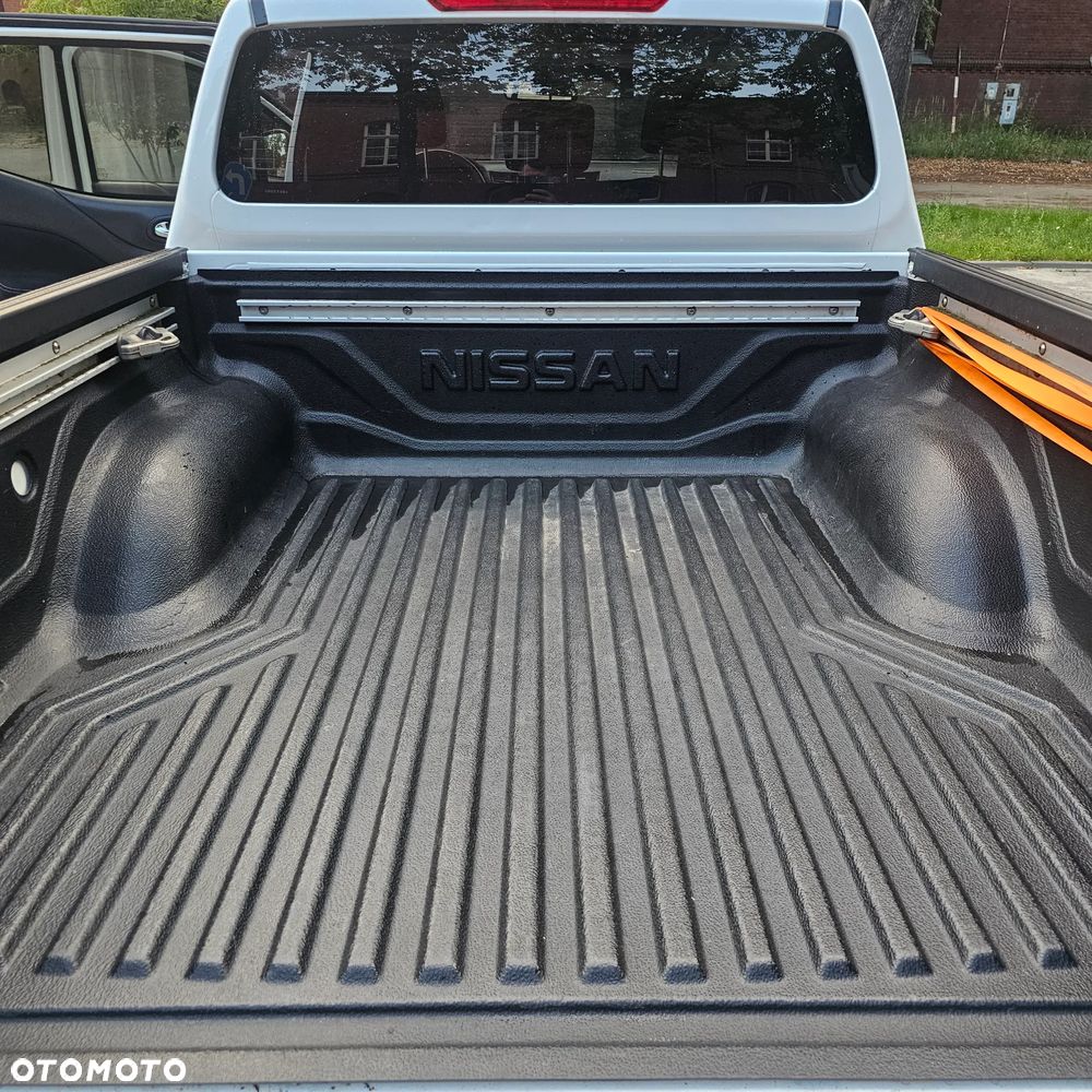 Nissan Navara 2.5 D LE Long EU5 - 28