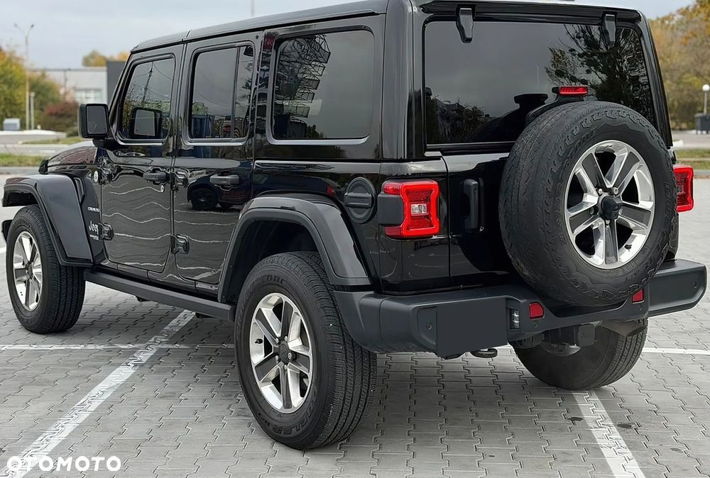 Jeep Wrangler - 5