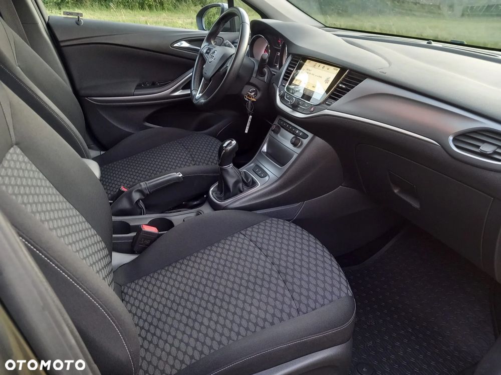 Opel Astra 1.6 D (CDTI) Innovation - 12