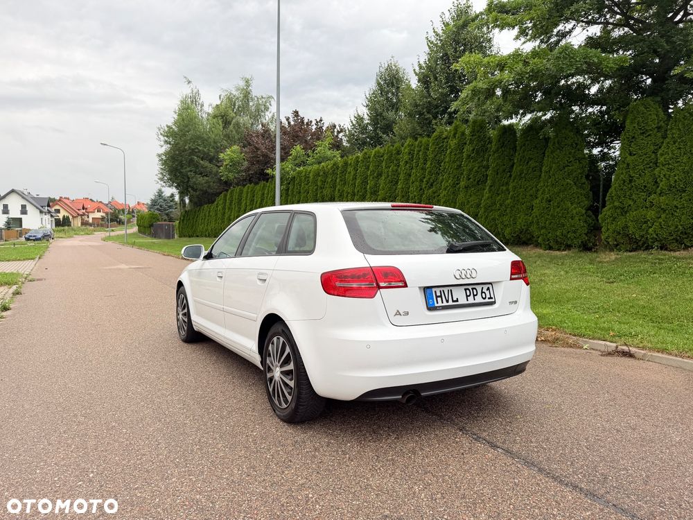 Audi A3 Sportback - 15