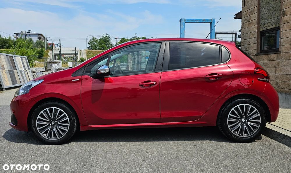 Peugeot 208 1.2 PureTech Allure - 12