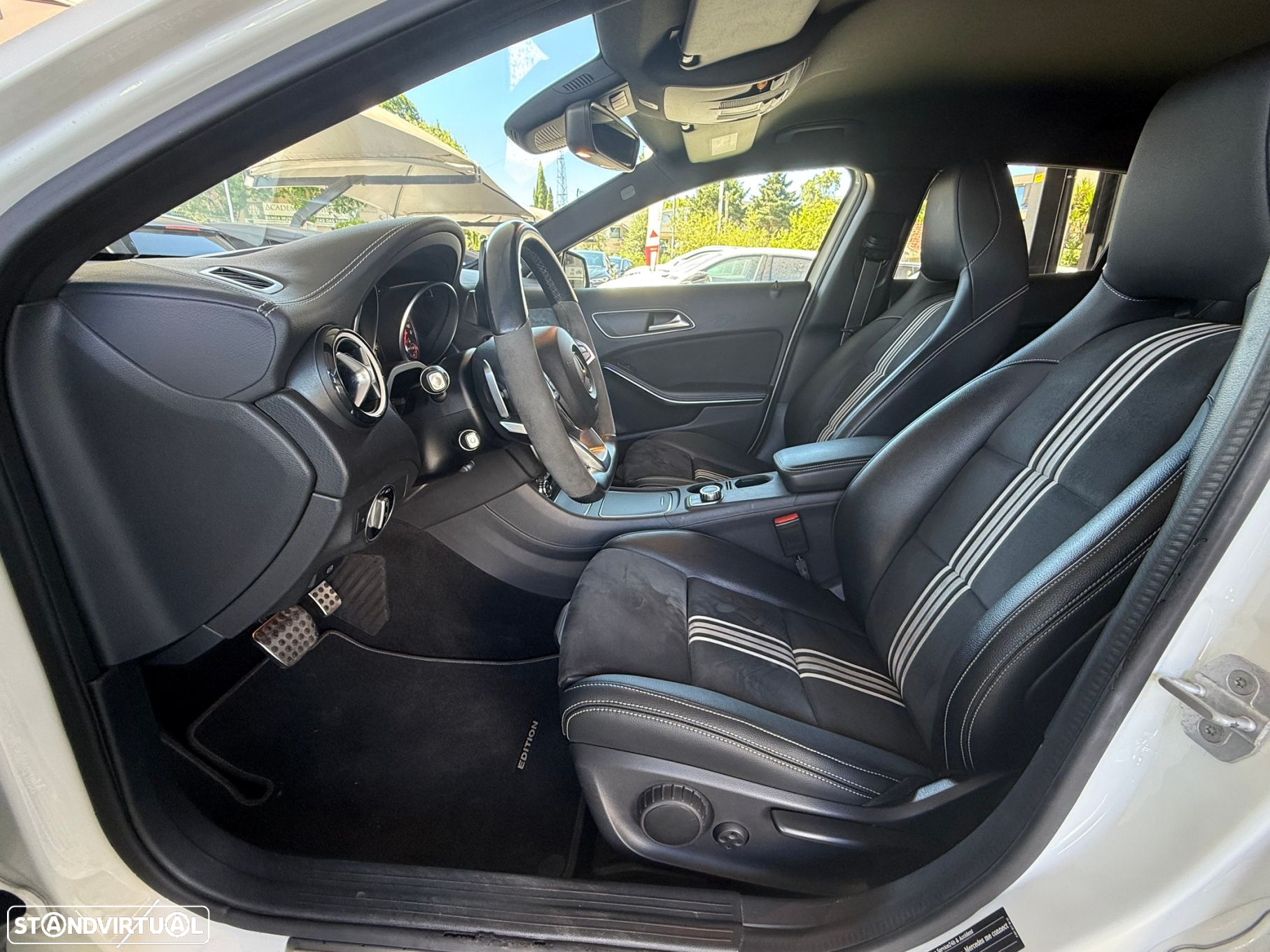 Mercedes-Benz GLA 220 d AMG Line - 15