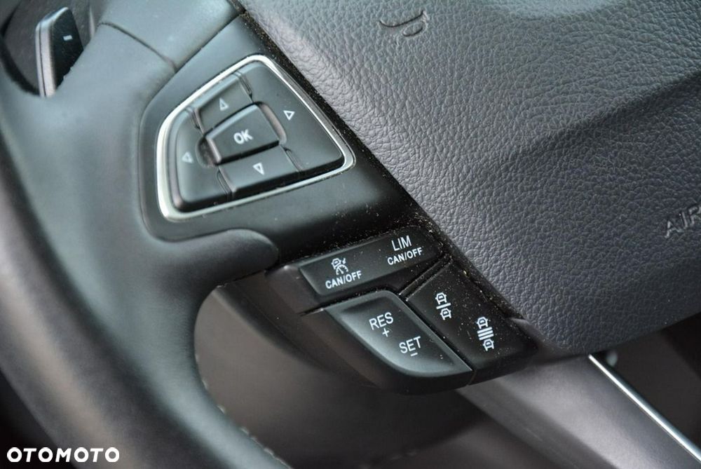 Ford Kuga 2.0 TDCi 4x4 ST-Line - 25