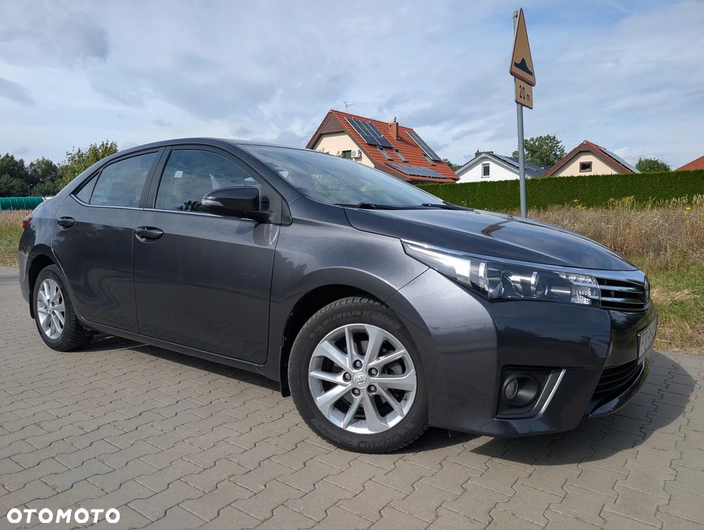 Toyota Corolla 1.6 Comfort - 2