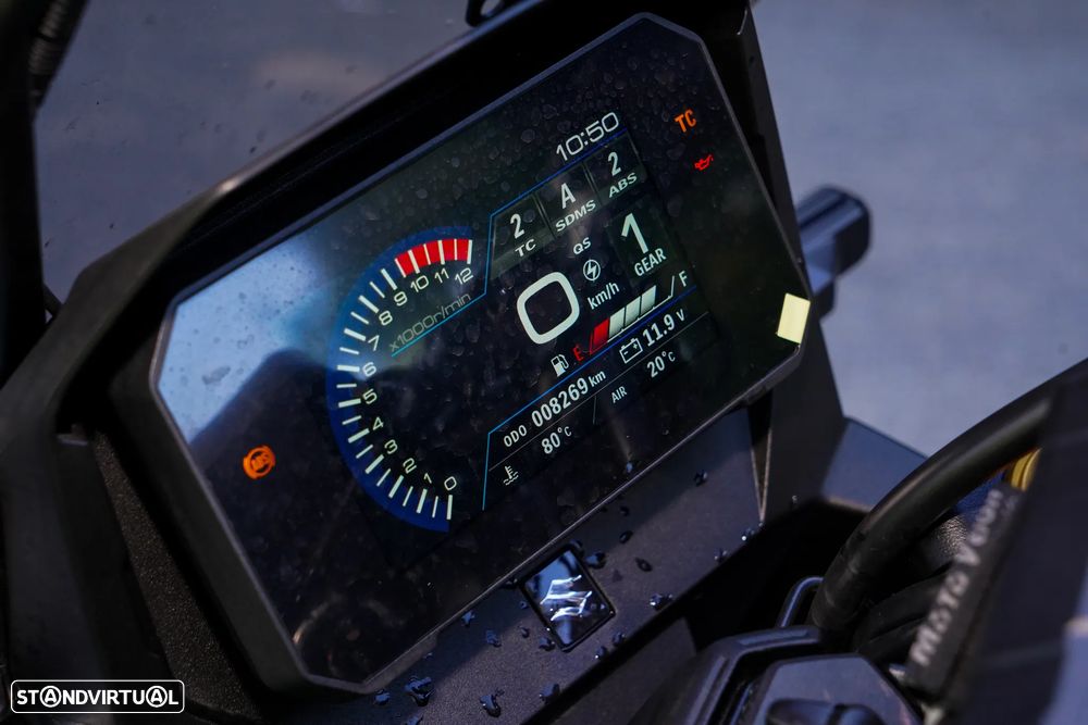 Suzuki v-strom 800 DE - 14
