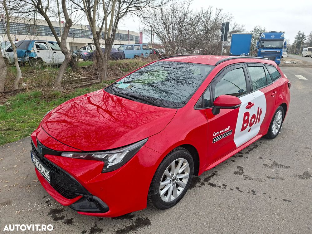 Toyota Corolla 1.8 HEV Dynamic - 2