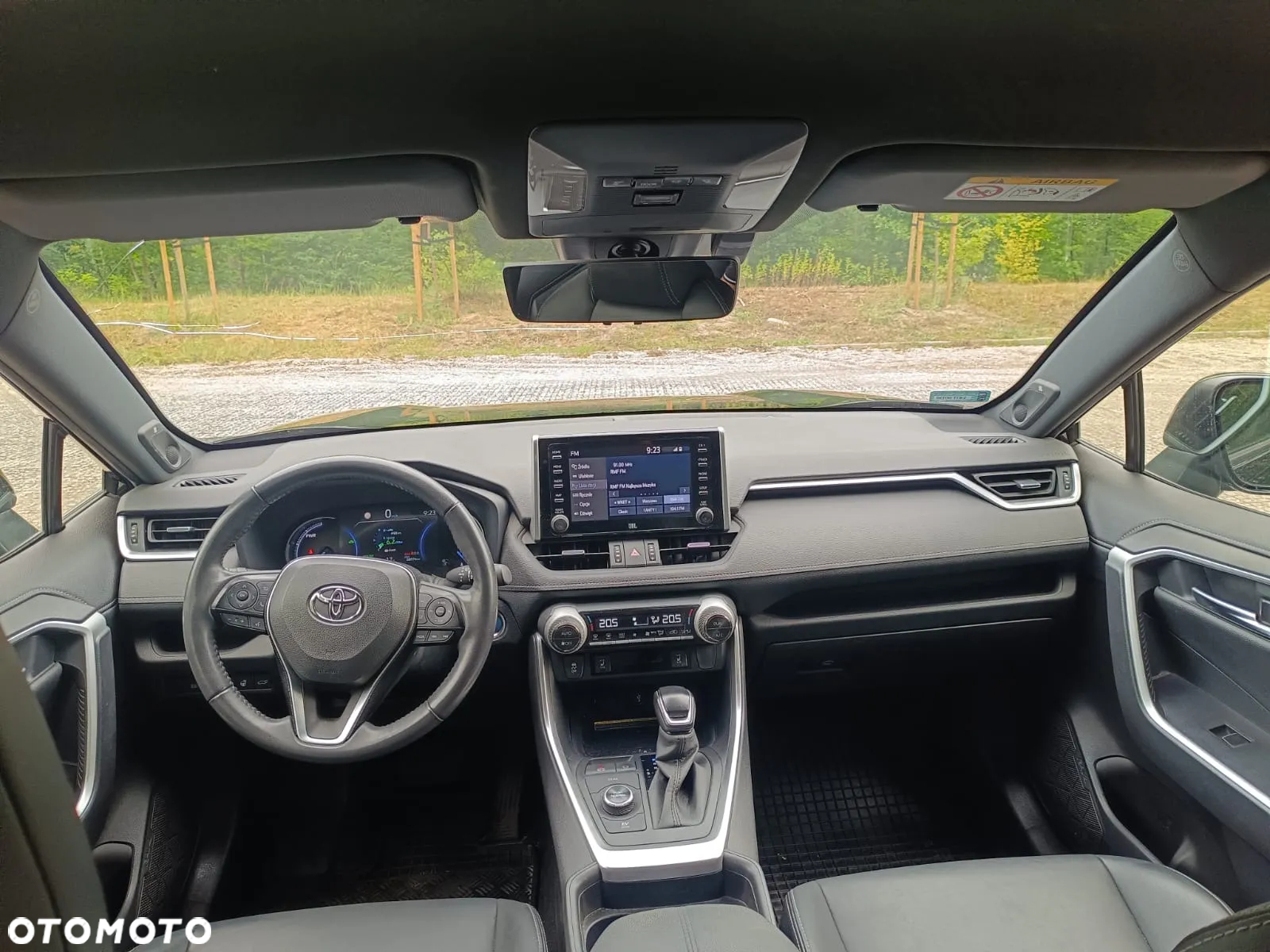 Toyota RAV4 2.5 Hybrid Black Edition by JBL 4x4 - 19