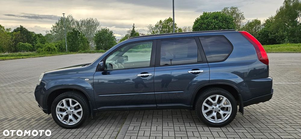 Nissan X-Trail 2.0 dCi 4x4 DPF Platinum - 20