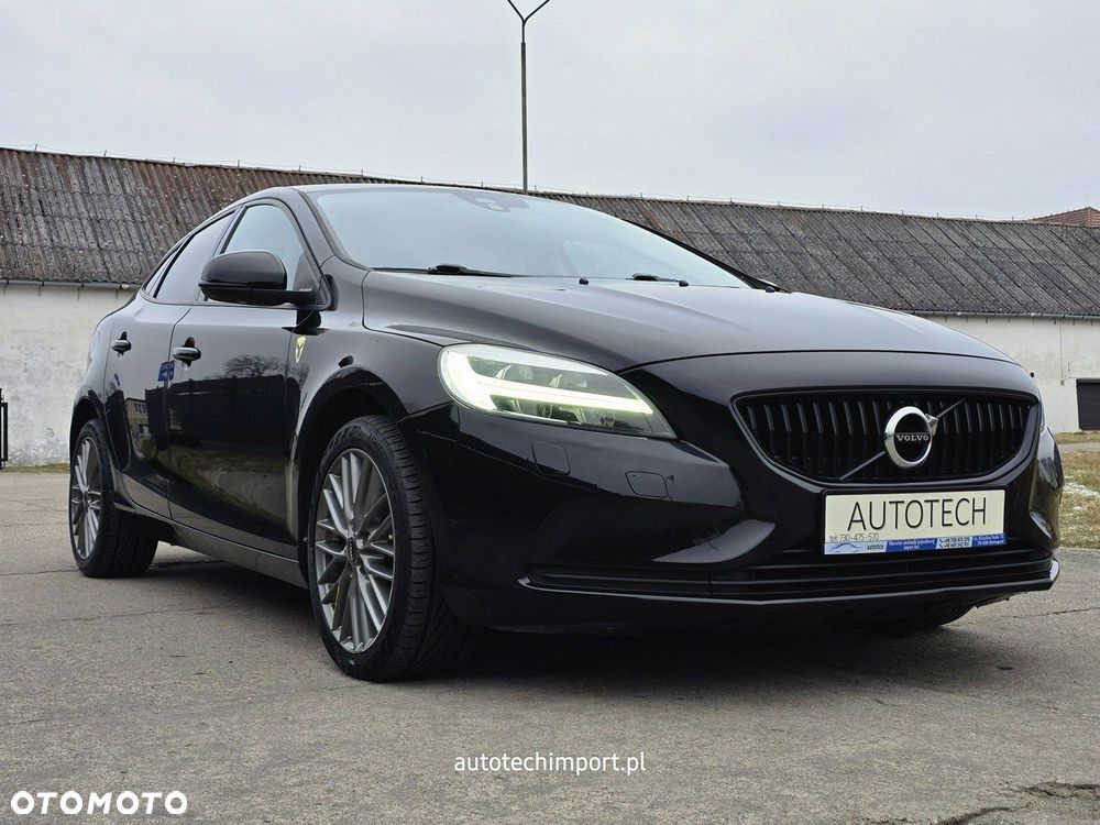 Volvo V40 - 38
