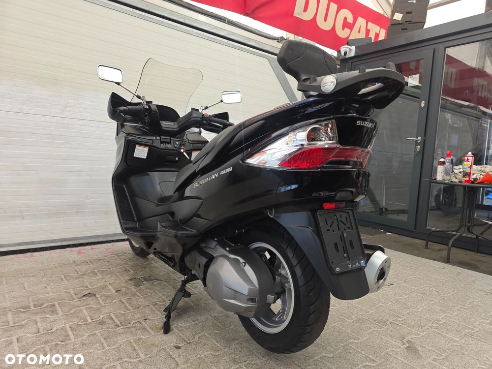 Suzuki Burgman - 17