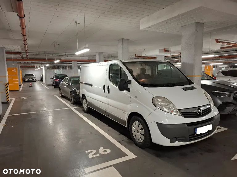 Opel Vivaro - 10