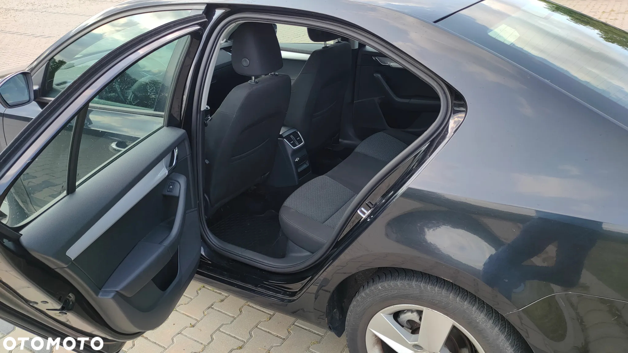 Skoda Octavia 1.4 TSI Ambition - 9