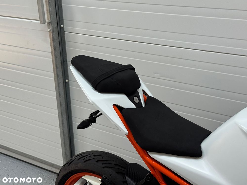 KTM RC 125 - 4