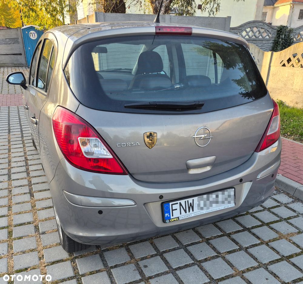 Opel Corsa - 4