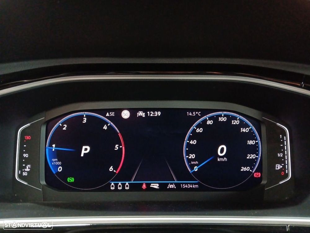 VW T-Roc 2.0 TDI R-Line DSG - 19