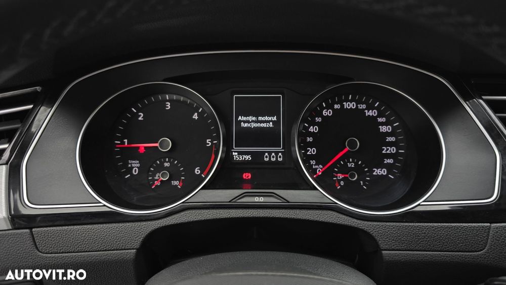 Volkswagen Passat - 16