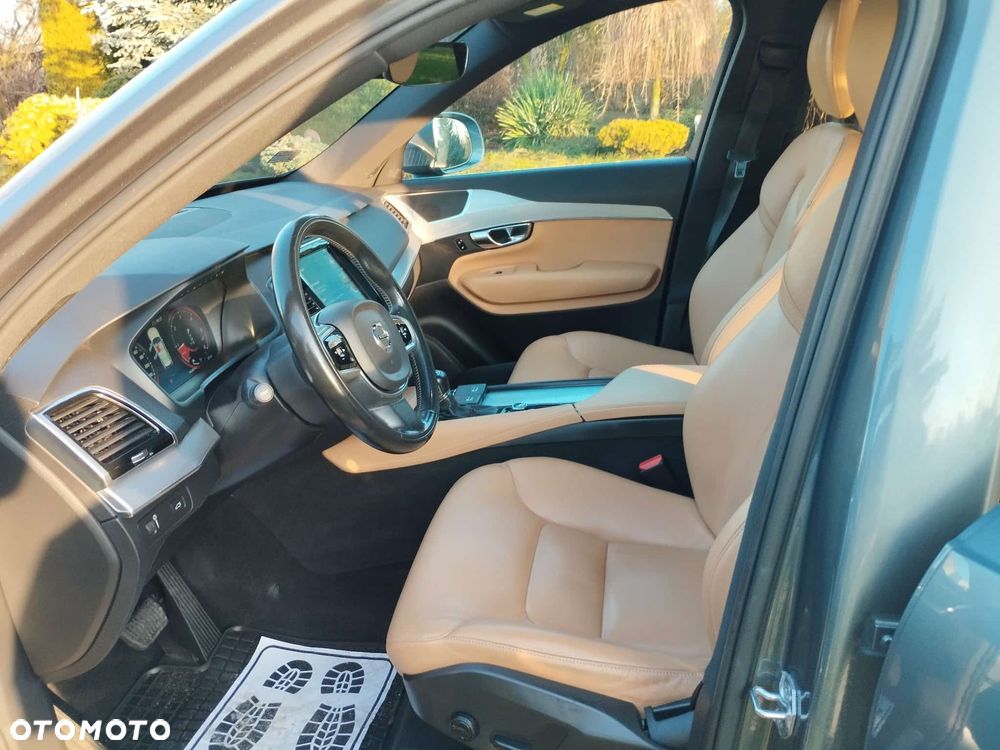 Volvo XC 90 D5 AWD Momentum - 16