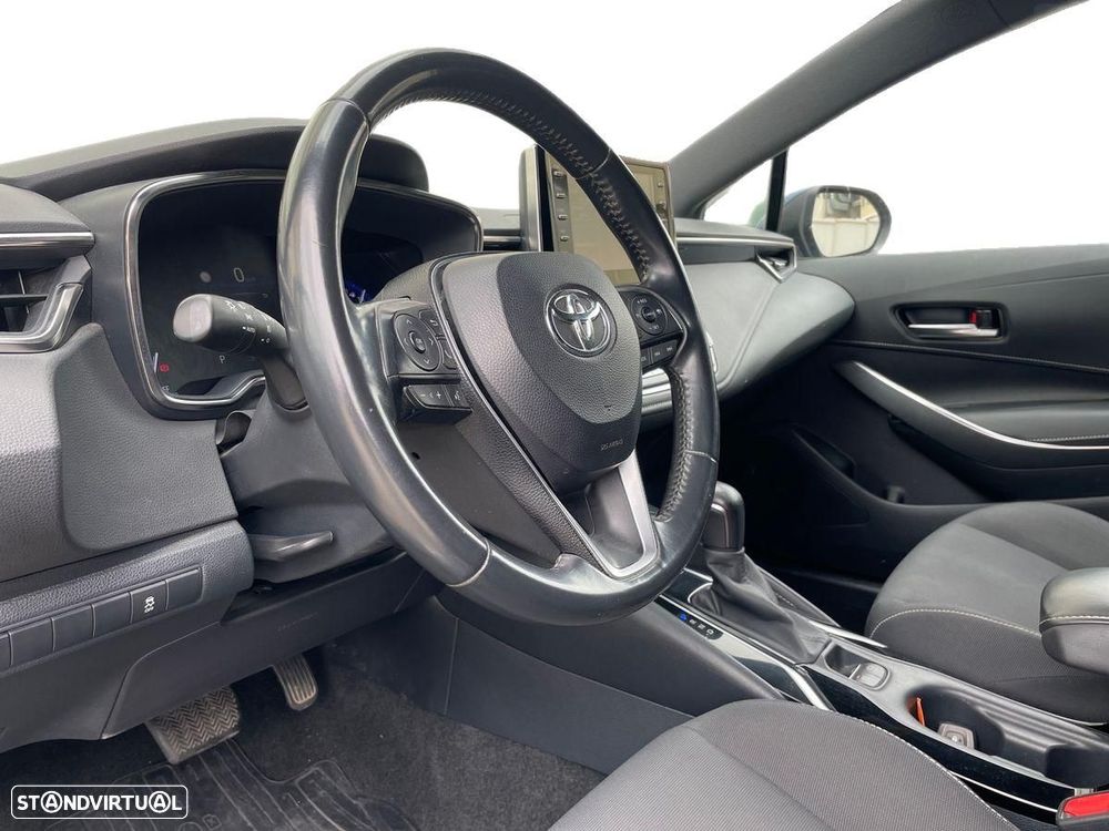Toyota Corolla Touring Sports 2.0 Hybrid Comfort+P.Sport - 12