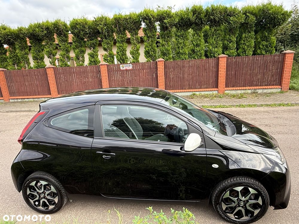 Toyota Aygo x-play - 20