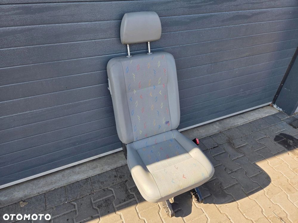 VW T5 T6 fotel koziołek składany INKA - 3