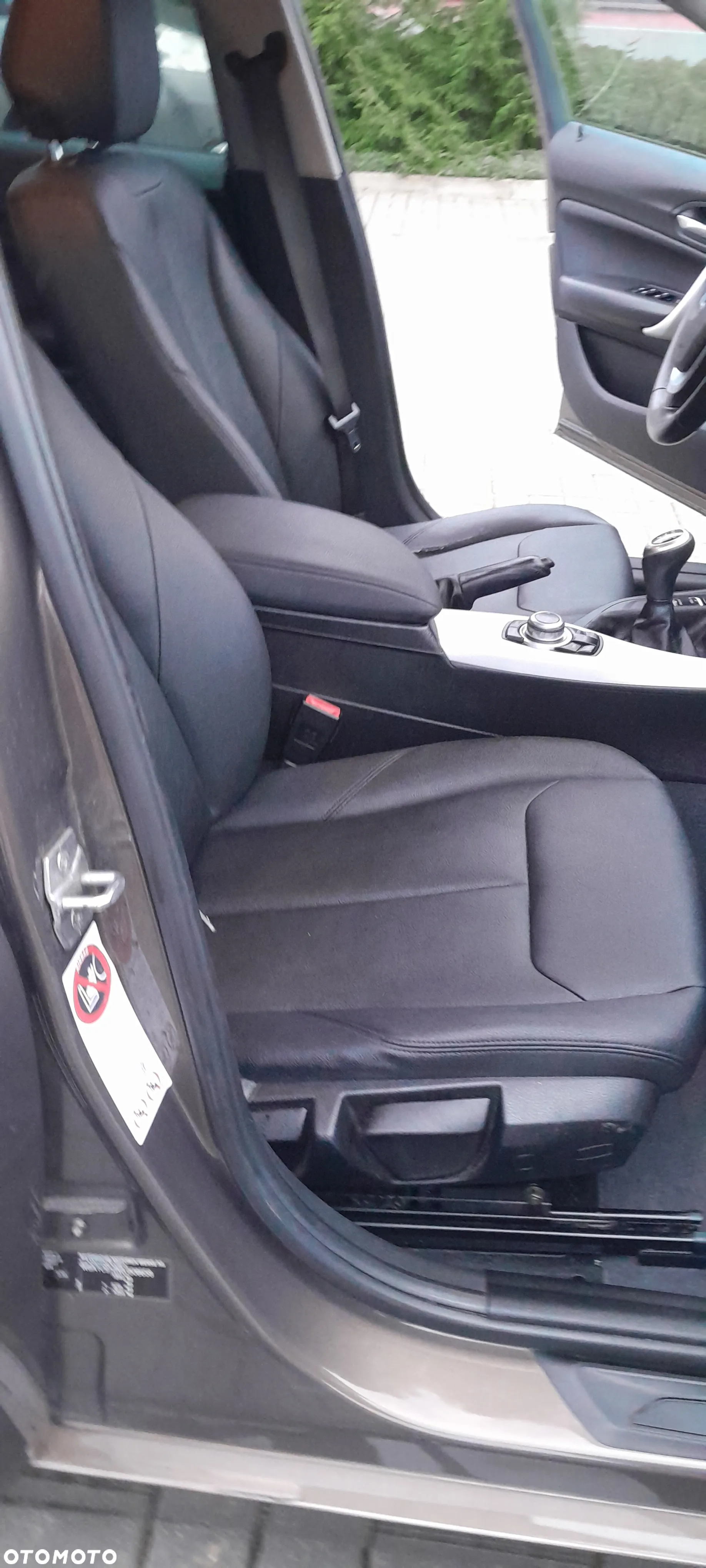 BMW Seria 1 116d EfficientDynamics Edition Sport Line - 38